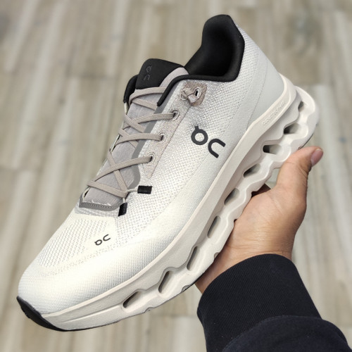 کتونی آن رانینگ (Qc)